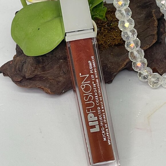 Fusion Beauty Color LipFusion Micro Injected Collagen Lip Plump Shine - Belle - Picture 3 of 4